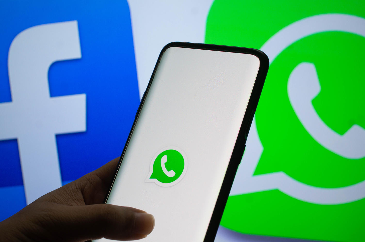 Обновление WhatsApp: пользователь превращается в товар, продаваемый рекламодателям