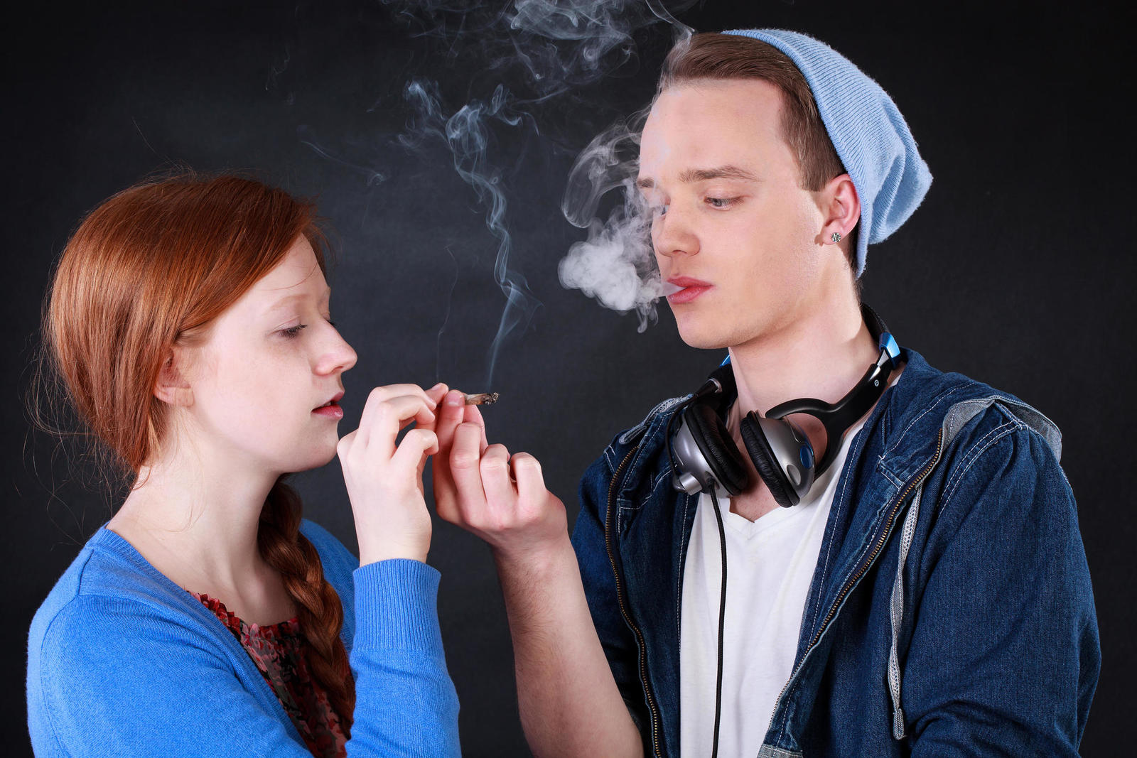 Ухудшение интеллекта, как при шизофрении: чем опасна марихуана для подростков