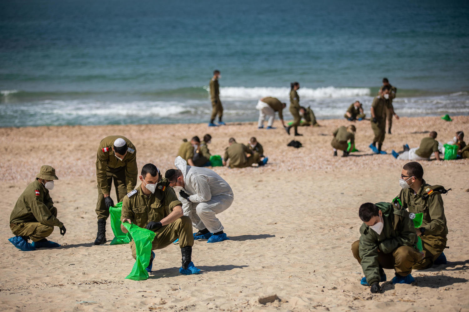 Что на самом деле происходит на средиземноморских пляжах Израиля