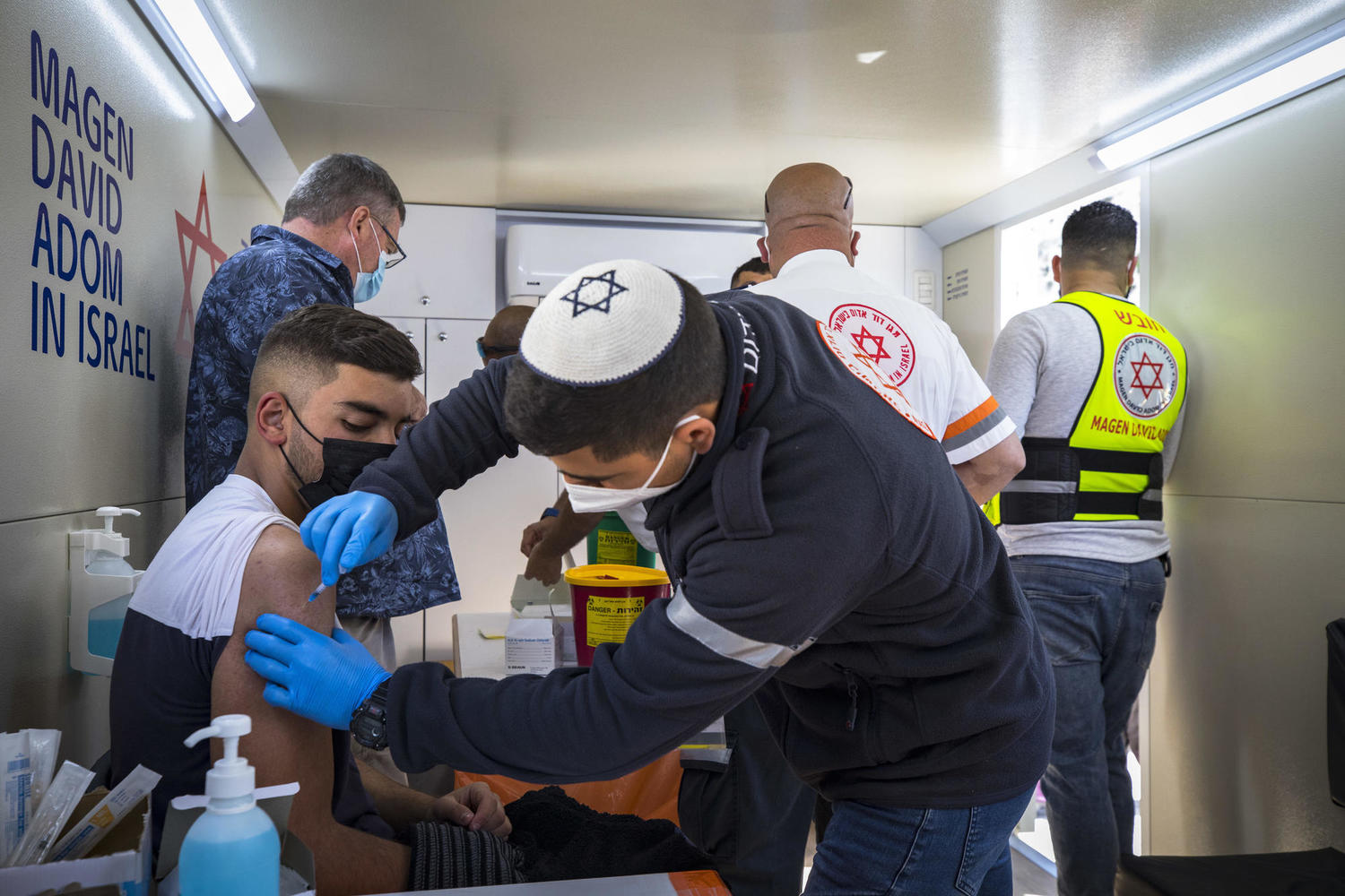вакцинация в Восточном Иерусалиме