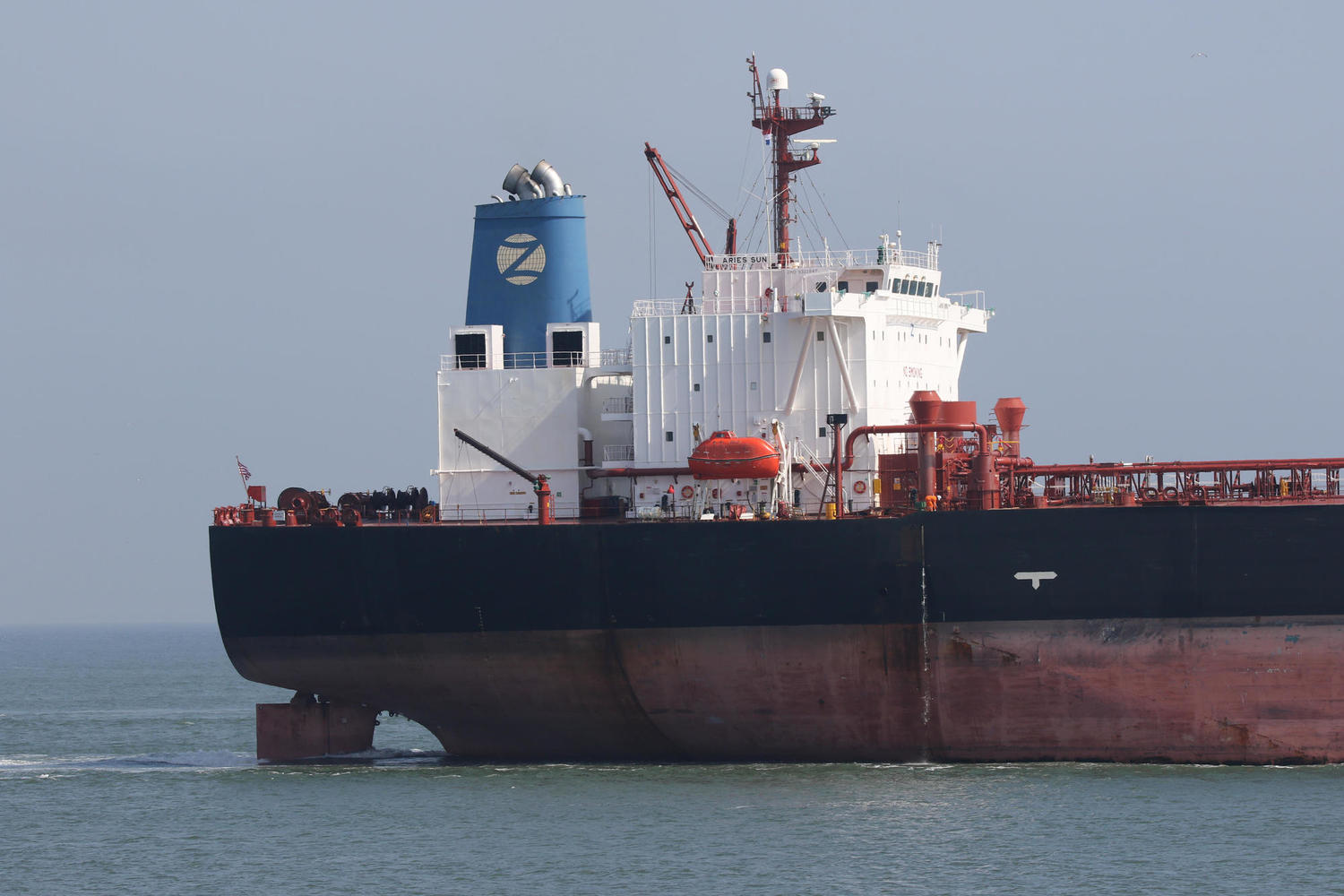 Нефтеналивной танкер компании Zodiac Maritime