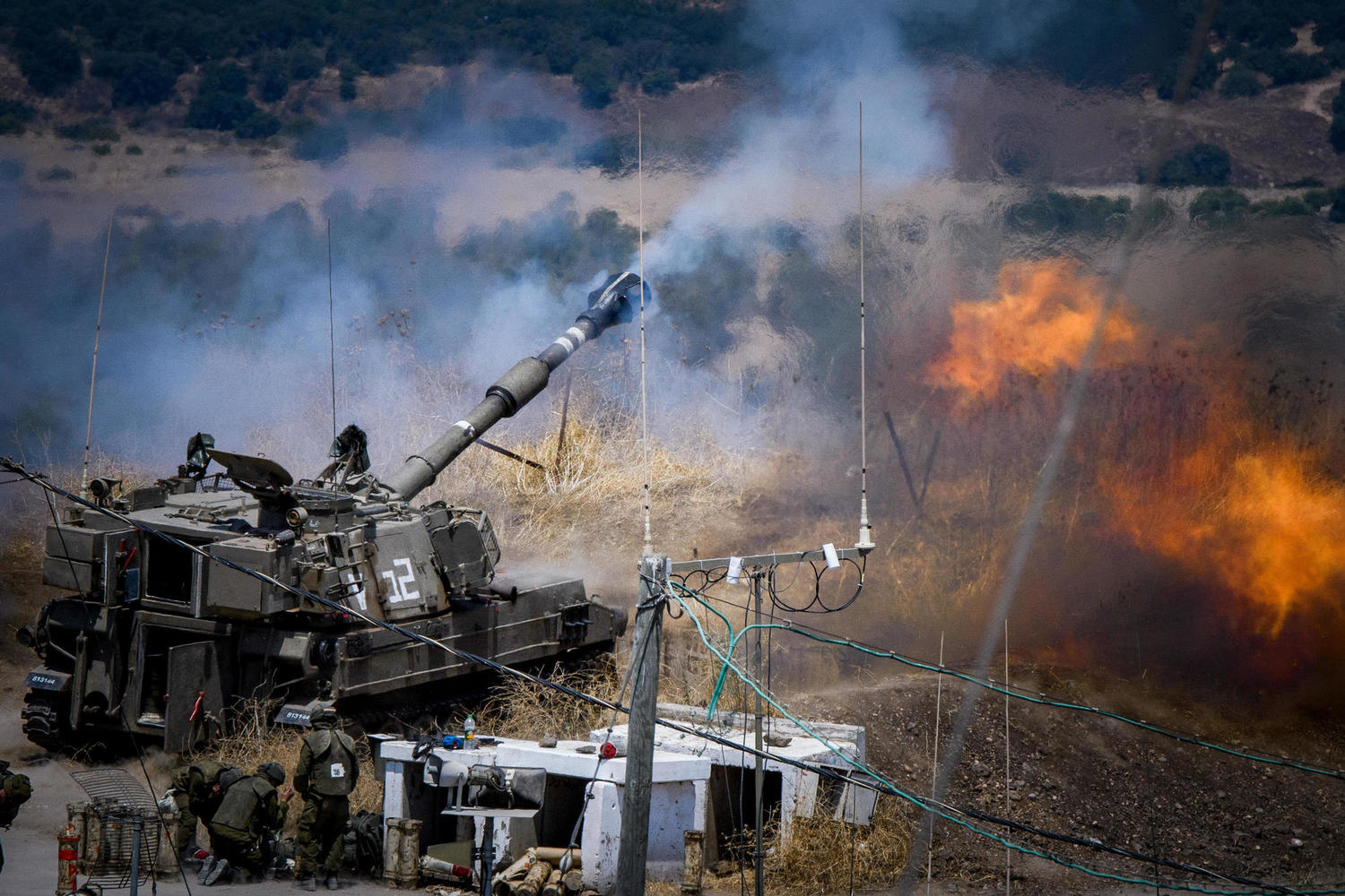 Артиллерийский корпус ЦАХАЛ ведет огонь по Ливану, недалеко от границы Израиля с Ливаном, 6 августа 2021 года