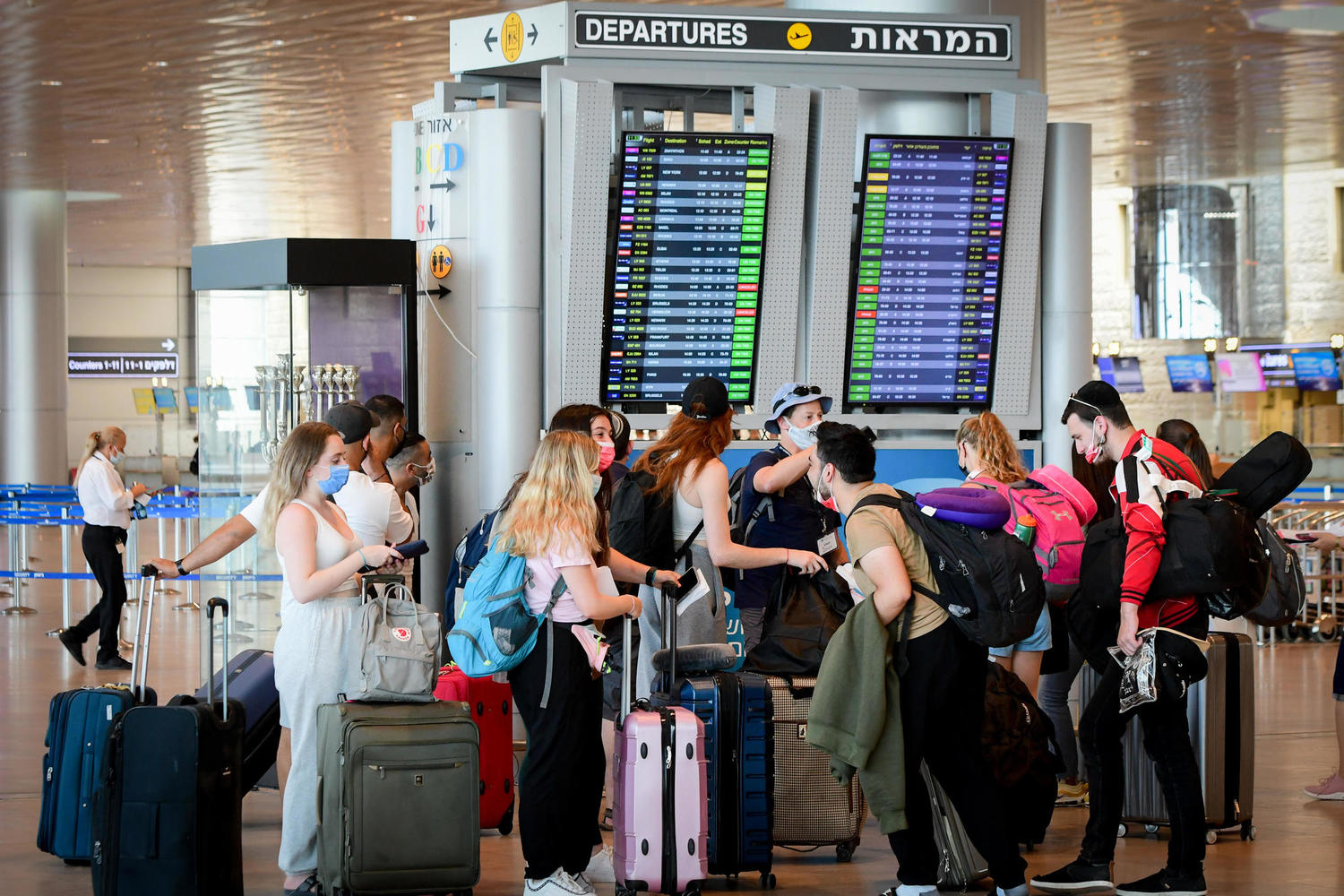Балаган в аэропорту Бен-Гурион, работники вышли на забастовку, задерживаются рейсы и выдача багажа