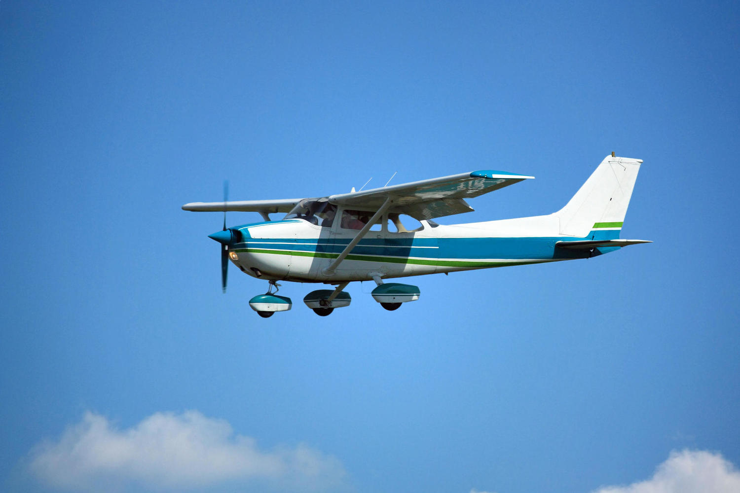 самолет Cessna