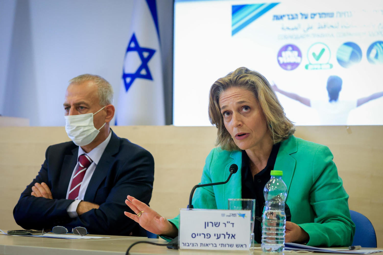 Минздрав Израиля не намерен менять политику после решения FDA: «Мы опережаем США и видим дальше»
