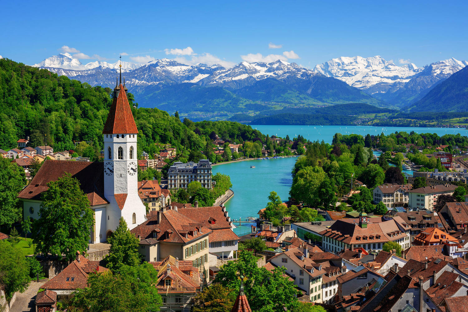 Швейцария отменила все ограничения на въезд в страну