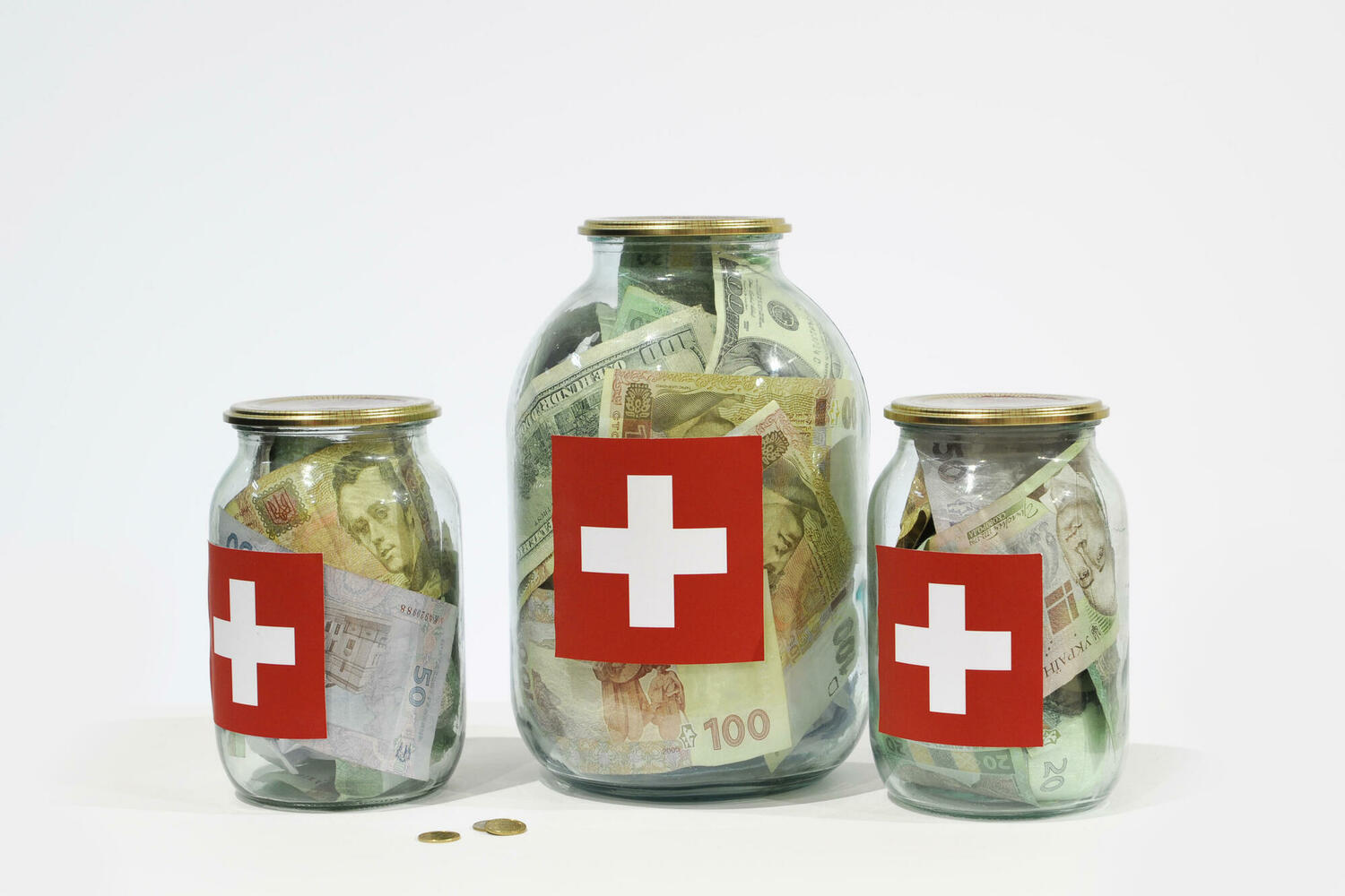 Швейцарские банки нашли на своих счетах более 200 млрд долларов «русских денег»