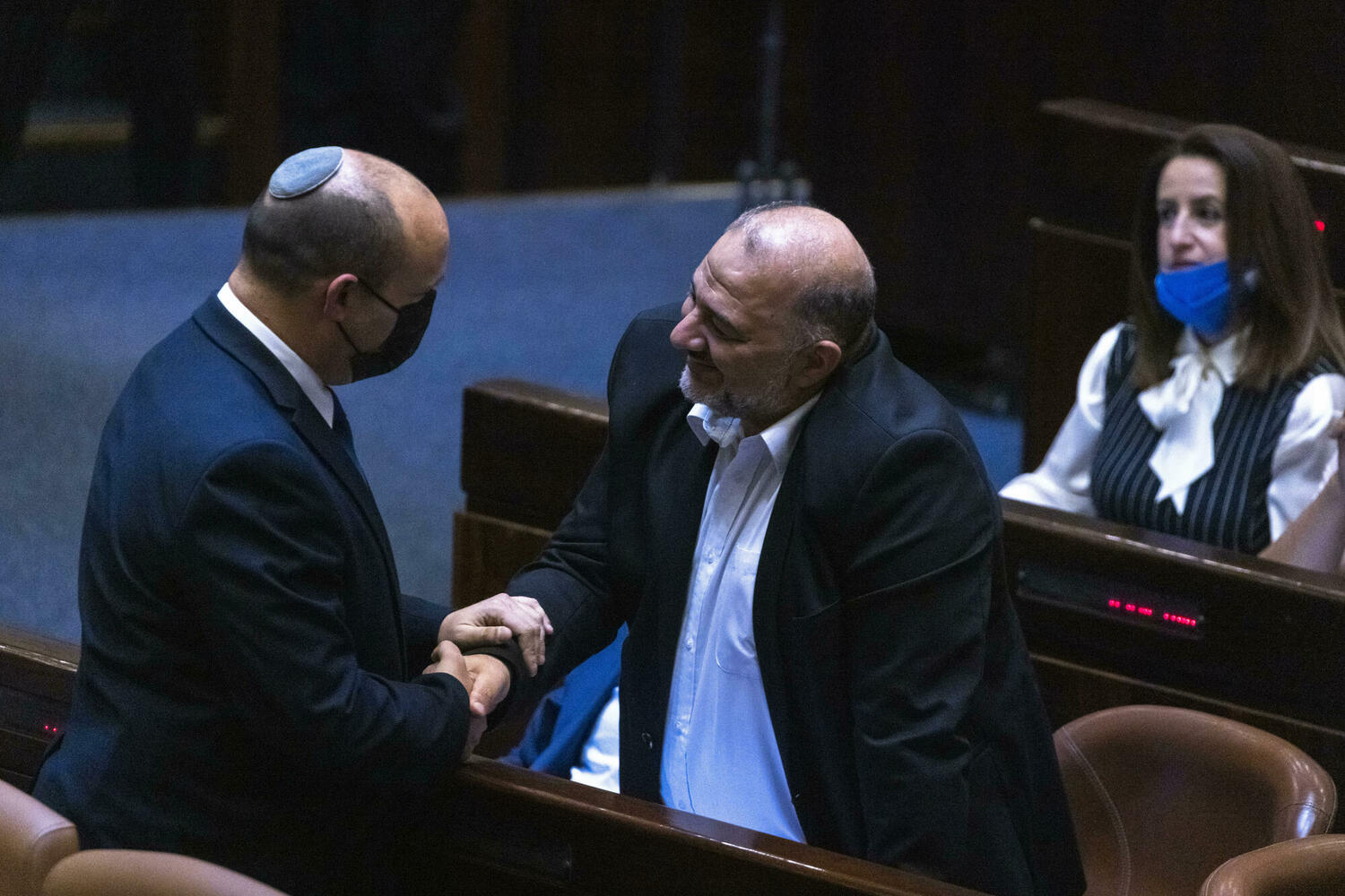 Беннет и Аббас договорились о возвращении РААМ в правящую коалицию