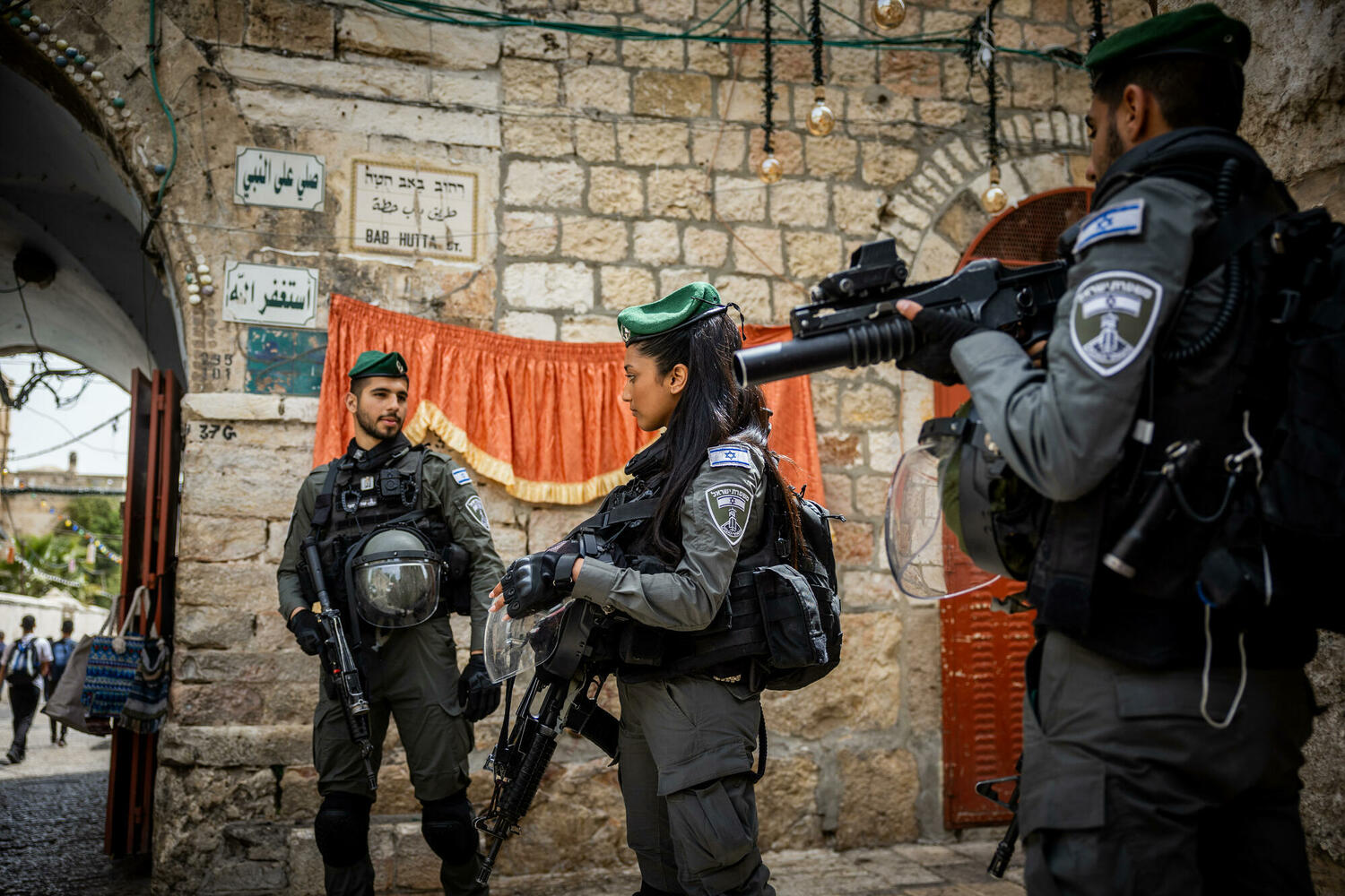 В Старом городе убит палестинец, пытавшийся напасть на пограничников