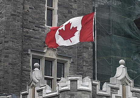Квебек «выбросил в корзину» 16 тысяч иммиграционных файлов