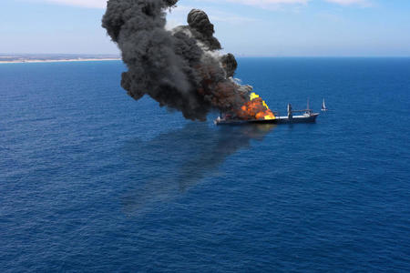 Иран заявил о «террористической атаке» на свое судно в Средиземном море